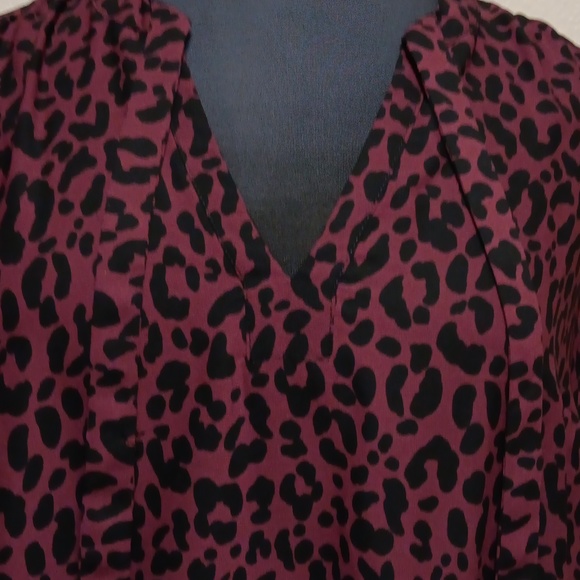 NWT Women's torrid blouse - Picture 2 of 4